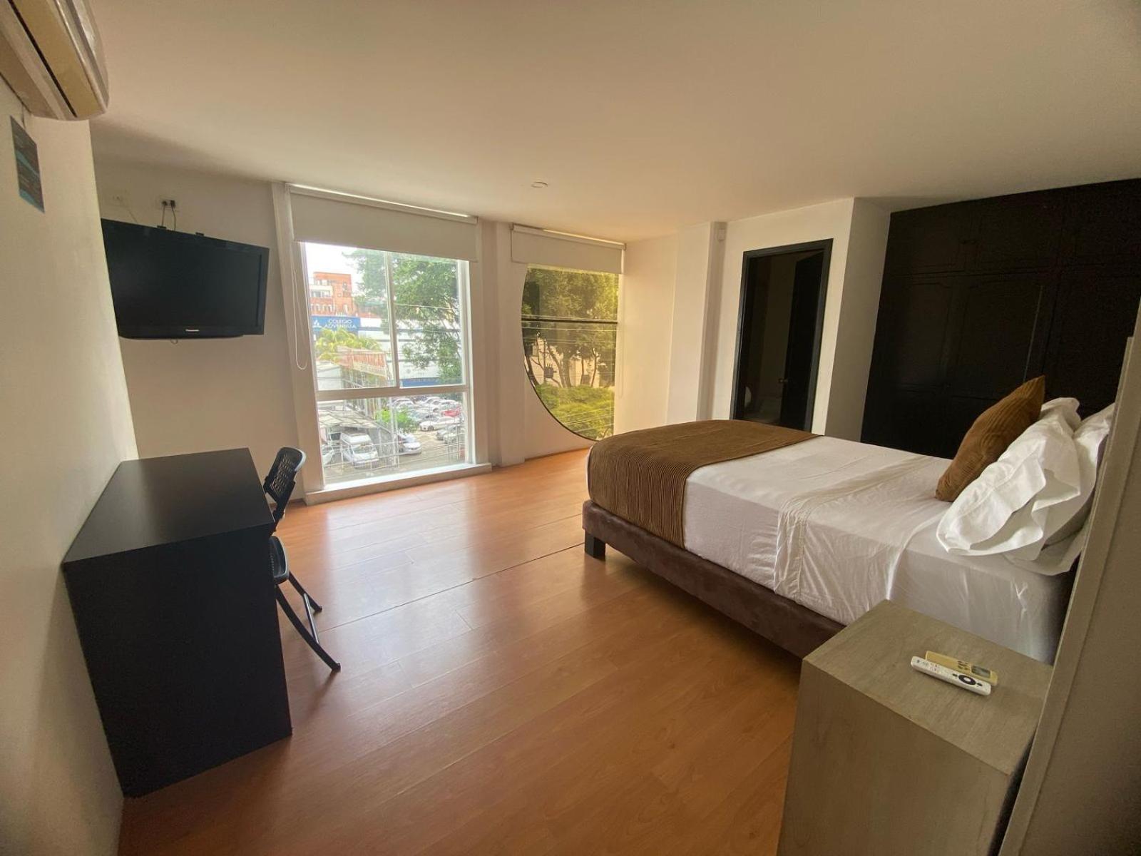 Hotel Metropolis Plaza Cali Buitenkant foto