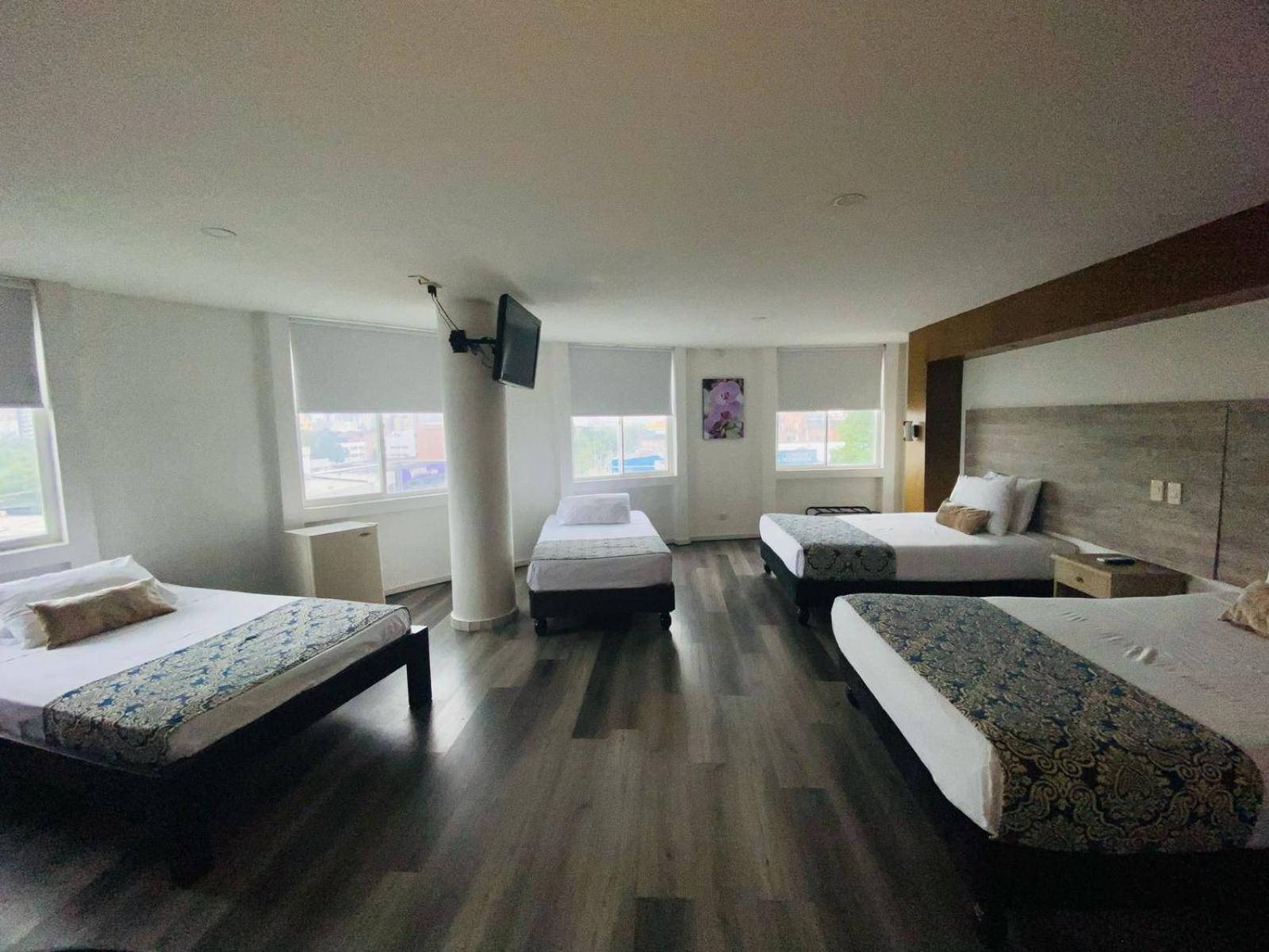 Hotel Metropolis Plaza Cali Buitenkant foto