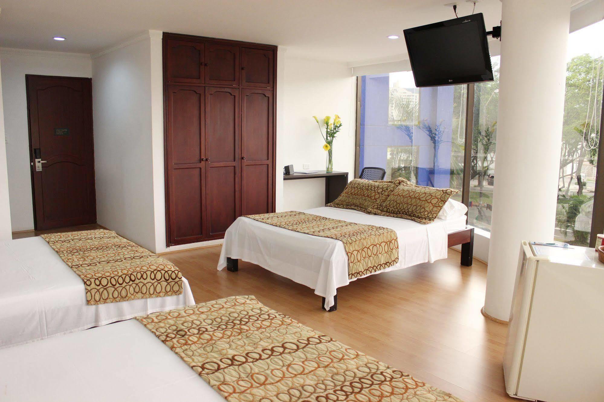 Hotel Metropolis Plaza Cali Buitenkant foto